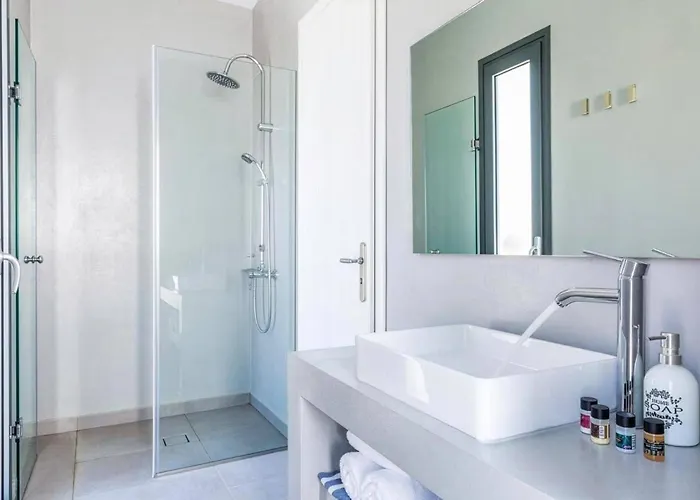 Villa La By Svoronata